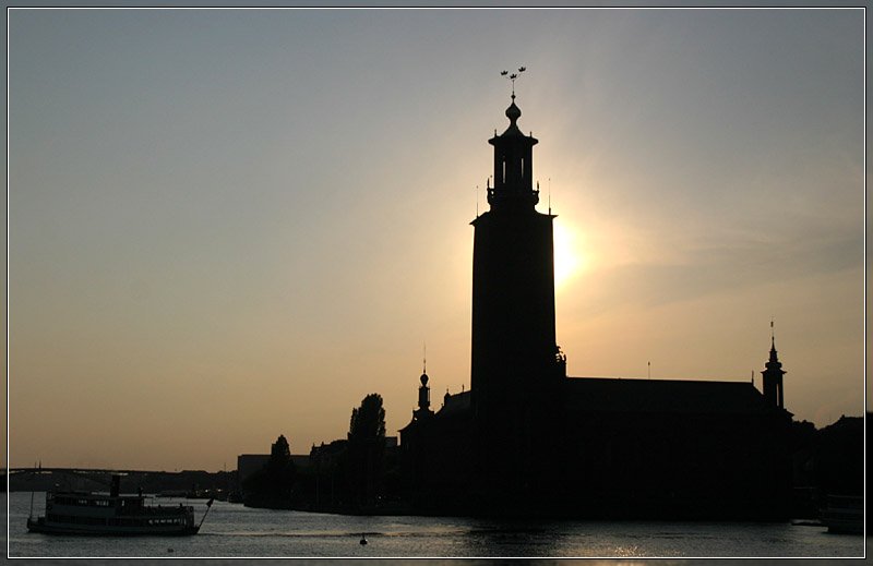 Stadhuset Stockholm im Abendsonne-Gegenlicht. 22.8.2007 (Matthias)