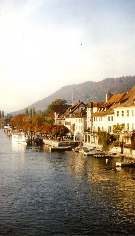 Stein am Rhein, Rheinufer  im Oktober 2000