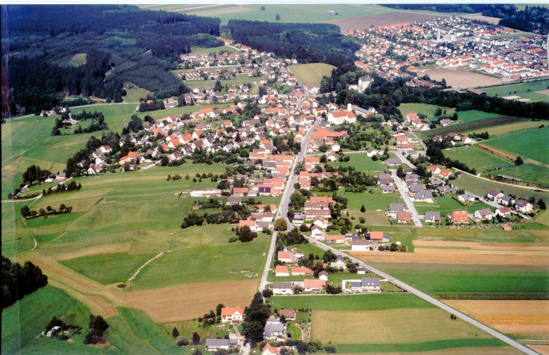 Straberg, Landkreis Augsburg von oben - 07.08.1986