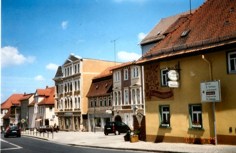 Strasse in Eisenberg
Kleinstadt in Thringen (Holzland)
25. 5. 2001