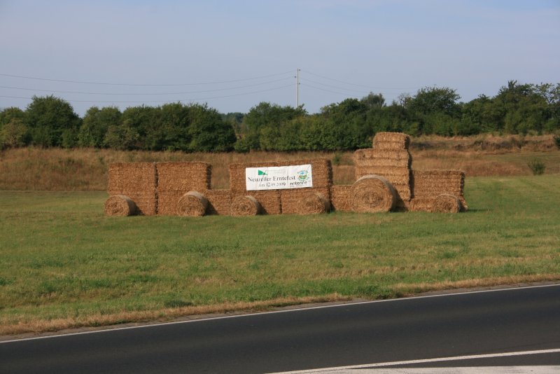 Strohschleppzug in Neuzelle. Gesehen am 07.09.09