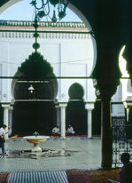 Blick in den Hof der Kairaouine-Moschee von Fs.