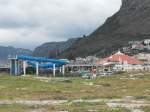 Uebersicht ueber die ausgedehnte Strand-Badeanlage in Muizenberg.