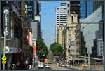Die La Trobe Street im Zentrum von Melbourne wird von den Hochhusern unterschiedlicher Bauepochen geprgt.