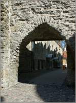 Blick in eine der vielen kleinen Gassen der Altstadt von Tallin.