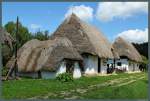 Schuppen, Stall und Wohnhaus aus der Region Ober-Tisza im Ungarischen Freilichtmuseum Skanzen bei Szentendre.