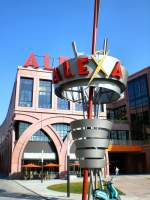 Berlin, Einkaufszentrum ALEXA, 15.