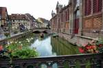 Colmar, Brcke ber die Lauch, rechts die Markthalle, Juni 2012