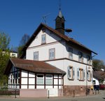 Bottingen, das Alte Schulhaus von 1881, seit 1970 als Kindergarten genutzt, April 2016