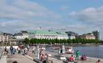 Hamburg - Jungfernstieg - Binnenalster und im Hintergrund   Neuer Jungfernstieg  - 13.07.2013