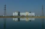 Fessenheim im Elsa, das Atomkraftwerk direkt am Rheinseitenkanal, gut erkennbar die beiden runden Reaktorgebude, seit 1978 im Betrieb, Sept.2011 