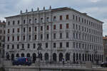 Bank Gebäude nahe dem Canale grande in Triest.05.2025