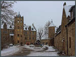 Der Innenhof des Schlosses Mansfeld wird dominiert vom Schloss Vorderort, das im 19.