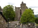 Saarburg, Burgruine,  die Burg wurde bereits 964 erwhnt,  Mai 2005