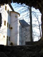 Rückseite der Burg Frauenstein durch die Burgmauer fotografiert, 18.02.07