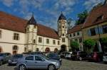 Haigerloch, der Innenhof des Renaissanceschloes, gut besucht wie man sieht, Juli 2011