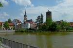 Triptis, von der ursprnglichen Wasserburg ist nur noch der Bergfried erhalten, das Wahrzeichen der Stadt, Mai 2012