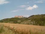 Freyburg: Die Neuenburg, Blick aus Richtung Naumburg am 18.07.2004 