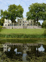 Das Herrenhaus Kittendorf entstand 1848 bis 1853 nach den Plänen des Schinkel-Schülers Friedrich Hitzig und ist heute ein Hotel.
