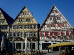 Herrenberg, Fachwerk am historischen Marktplatz der Pfalzgrafen-und Oberamtstadt, gegrndet im 13.Jahrhundert, Okt.2010