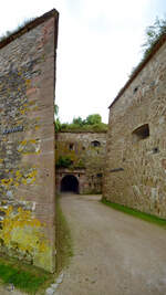 Der Ravelin (deutsch: Wallschild) der Festung Ehrenbreitstein ist 13 Meter hoch.