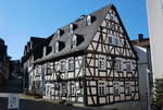Idstein - Altstadt, Fachwerkhaus Obergasse 5 (Gaststtte), 14.05.2025