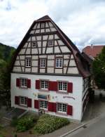 Seelbach, das historische  Gasthaus zum Bren  in einem Fachwerkhaus von 1743, Juni 2013