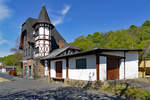 Bahnhof Burgbrohl der Schmalspurbahngesellschaft B.E.G., in der sich eine Pizzeria huslich eingerichtet hat.