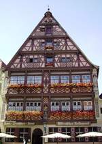 Eines der schönsten Fachwerkhäuser Süddeutschlands:  Hotel/Gasthaus  Deutsches Haus  in 91550 Dinkelsbühl  Aufnahmedatum 20.