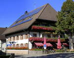 Simonswald, Hotel Restaurant Pension  Krone-Post , im Ortszentrum, Okt.2022