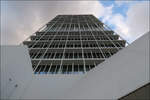 Moderne Architektur in Basel -    Asklepios 8 von Herzog & de Meuron im Novartis Campus.