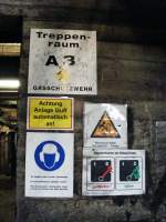 Hinweisschilder in der Kohlenwsche des Bergwerks Auguste Victoria 3/7 in Marl beim Tag der offenen Tr am 9.