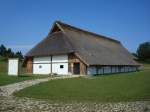 Keltenmuseum Heuneburg in Oberschwaben,  das rekonstruierte Herrenhaus,  Aug.2008