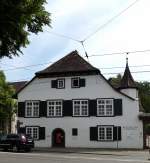 Riehen, das Alte Wettsteinhaus, von der Straenseite gesehen, beherbergt heute mehrere Museen, Juni 2015