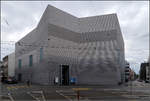 Moderne Architektur in Basel -    Ein Monolith stellt der Erweiterungsbau der Basler Kunstmuseums dar.