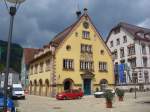 Hornberg im Schwarzwald,  das Rathaus im romanischen Stil, eher selten in Baden,  Mai 2010