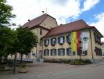 Seelbach im Schuttertal im mittleren Schwarzwald, das Rathaus, ist seit 1836 in den ehemaligen Klostergebuden untergebracht, Juni 2013 