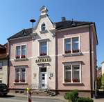 Oberrimsingen, das Rathaus der ca.