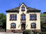 Durbach, das Rathaus von 1906, der bekannten Weinbaugemeinde in der Ortenau, Juni 2020