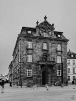 Das 1902 ursprnglich als Sitz der Versicherungsanstalt fr die Pfalz gebaute Stadthaus ist seit 1960 Sitz der Stadtverwaltung von Speyer.
