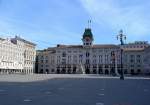 Triest, das Rathaus der ber 200.000 Einwohner zhlenden Hafenstadt an der Grenze zu Slowenien, wurde 1875 im Neorenaissancestil erbaut, Okt.2004