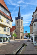 Sichtachse Auf der Spiegelbrcke zum Kirchturm von St.