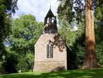Bad Wildbad, die Englische Kirche im Kurpark, f�r die vielen englischen Kurg�ste im 19.Jahrhundert wurde diese Kirche 1865 erbaut, heute finden hier Hochzeiten und Konzerte statt, Sept.2026