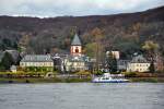 Fhranlegestelle und Kirche in Erpel (rechtsrheinisch).