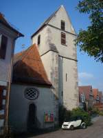Zavelstein im Nordschwarzwald, die Kirche St.Georg, wurde um 1200 als Wehrturm mit Kapelle erbaut, 1578 zur Kirche erweitert, Okt.2010