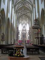 Augsburg, der Innenraum der Basilika, April 2006
