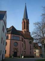 Emmendingen, die evangelische Stadtkirche im neugotischen Stil, nach Umbauten seit 1905 in der heutigen Form, April 2011 
