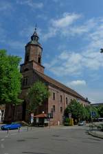 Oppenau in der Ortenau, die katholische Pfarrkirche St.Johannes Baptist, nach Plnen von F.Weinbrenner, Baubeginn war 1824, Mai 2011