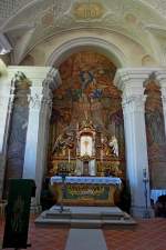 Kloster Marienburg, die barocke Kapelle, Blick zum Altar, Aug.2012 