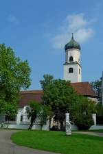 Isny, die Nikolaikirche von 1636 ist die evangelische Pfarrkirche, Aug.2012